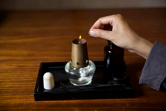 非遗在珠海系列三十药线灸疗